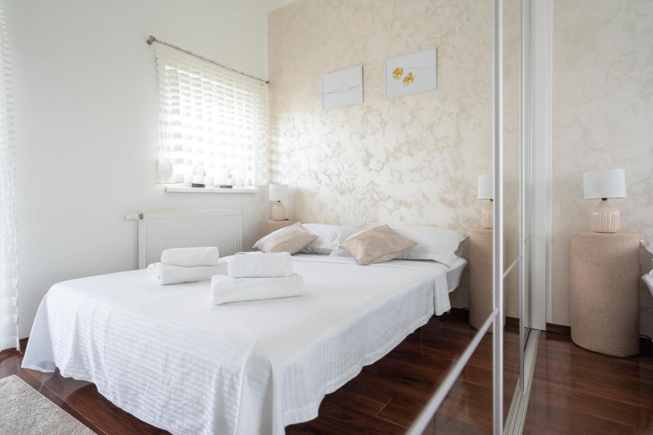Apartment Absolute Gray Zara Esterno foto