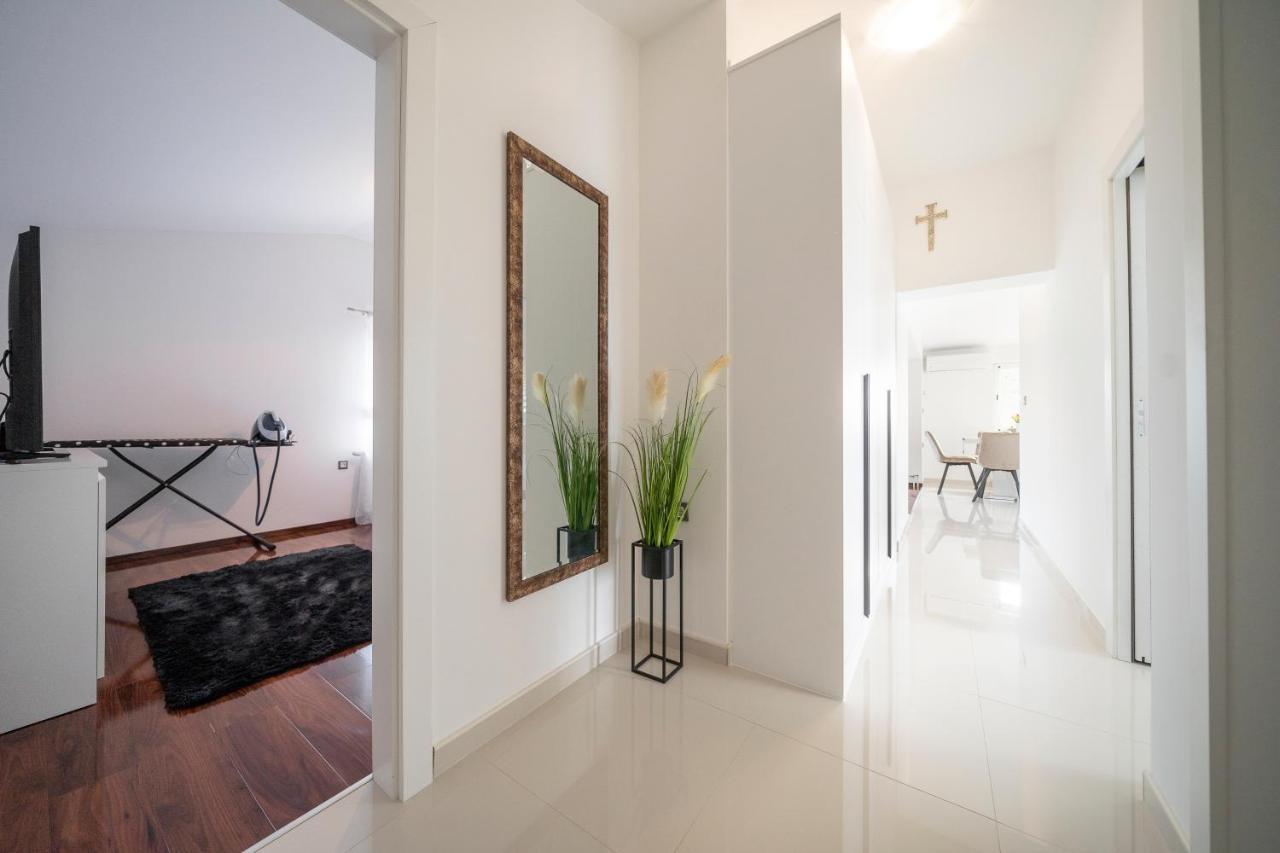 Apartment Absolute Gray Zara Esterno foto