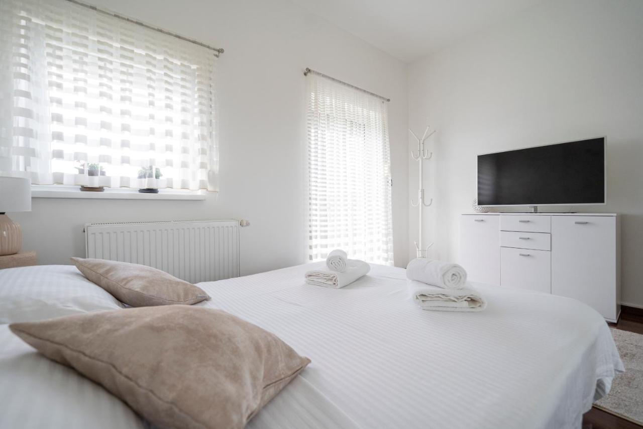 Apartment Absolute Gray Zara Esterno foto