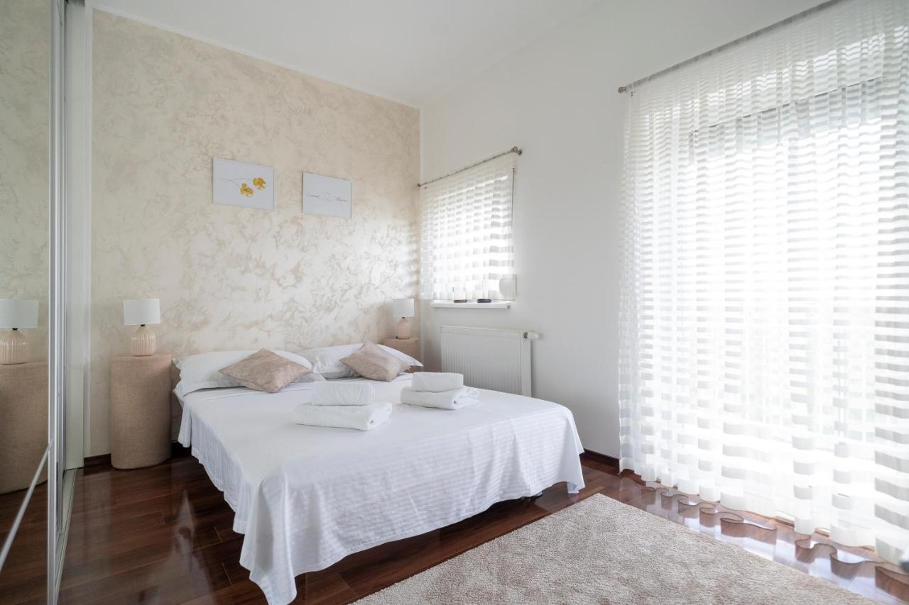 Apartment Absolute Gray Zara Esterno foto